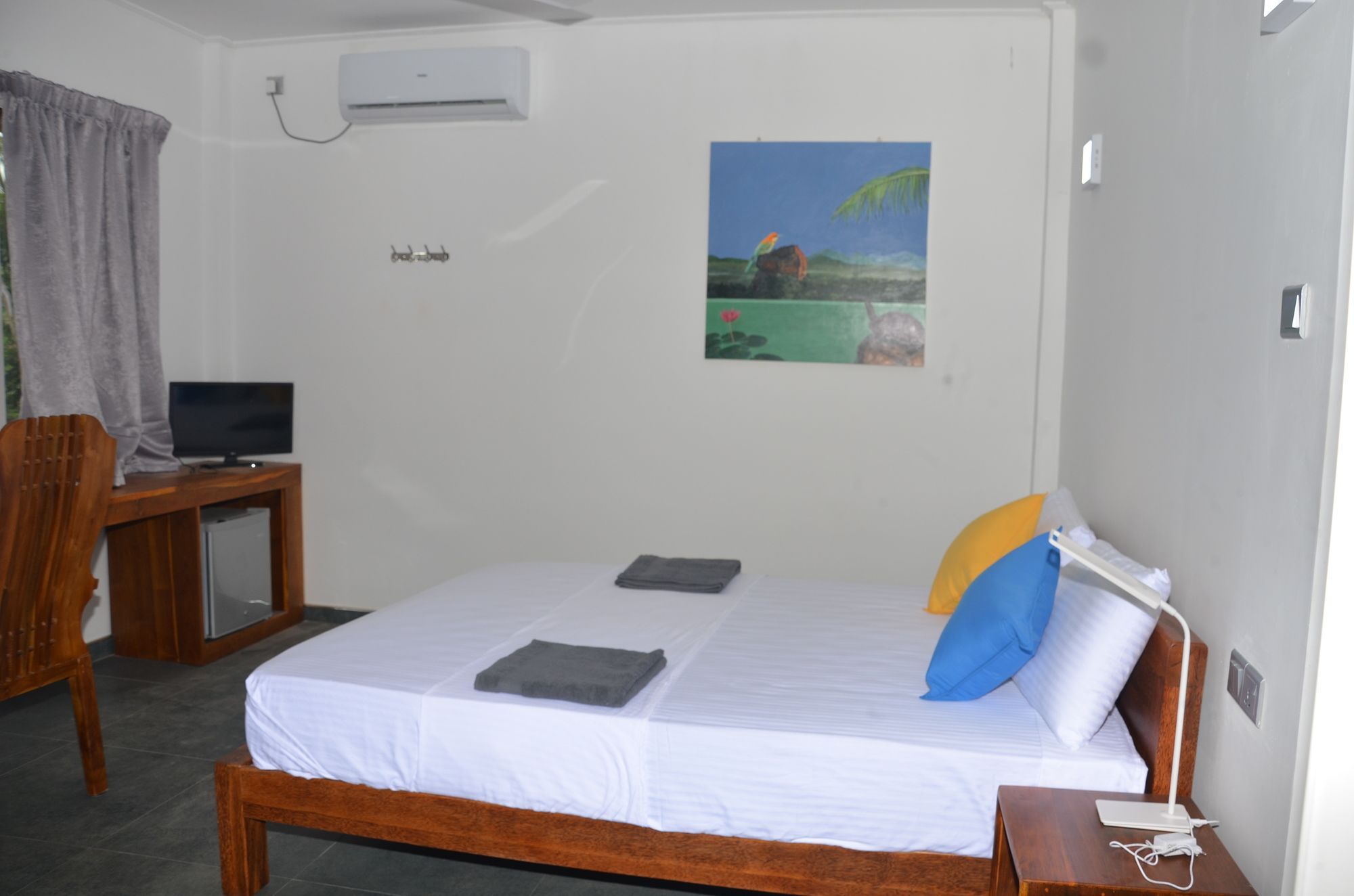 Anuhas Airport Villas Katunayake Exterior photo